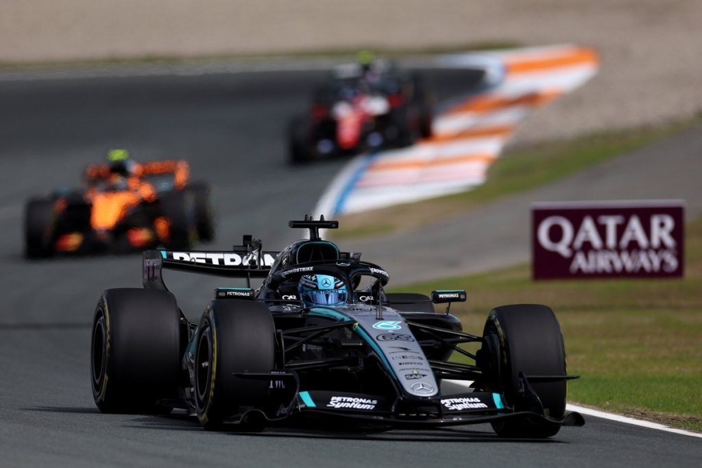 Джордж Рассел впевнений у своєму спокої, поки титул F1 2026 на кону для Кімі Антонеллі