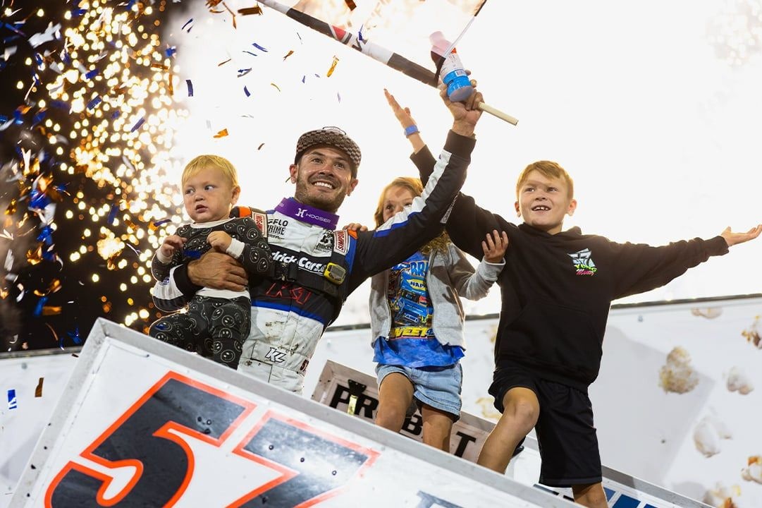 Кайл Ларсон боротиметься за участь у Knoxville Nationals, навіть якщо не зможе виступити