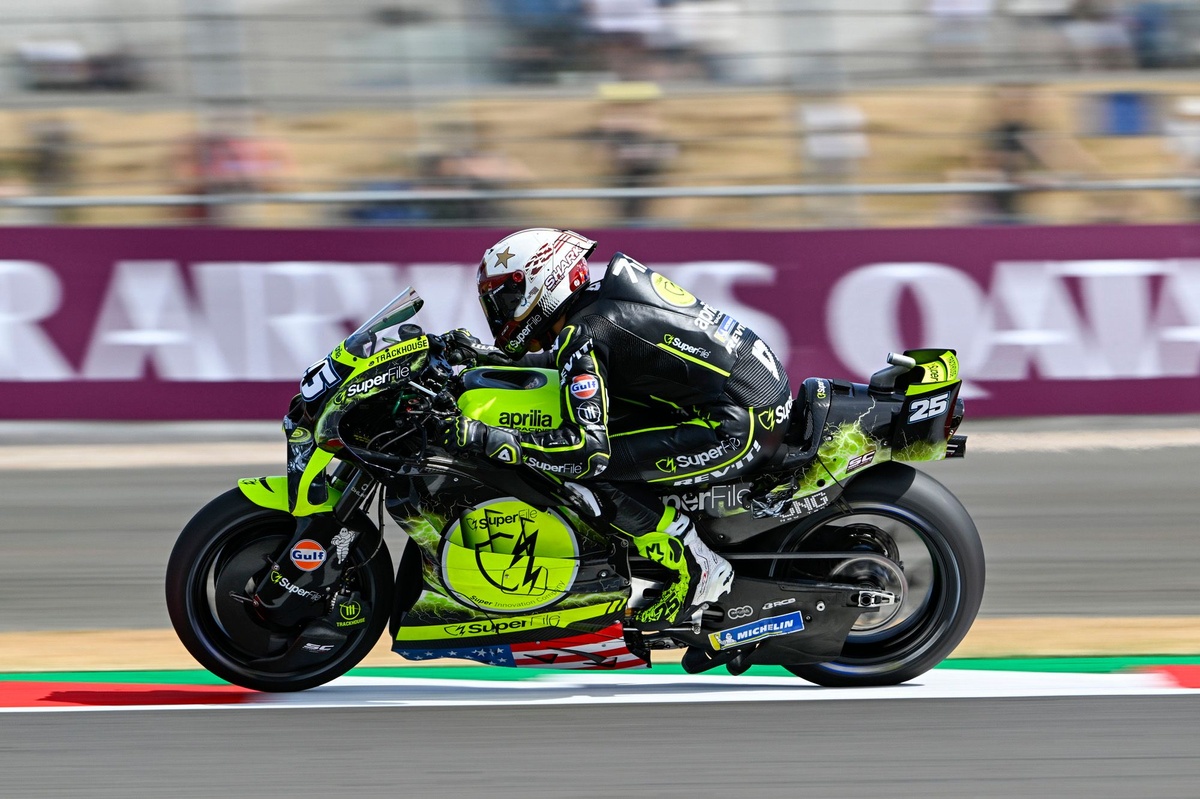 Рауль Фернандес здобуває впевнену перемогу на MotoGP British GP, а Хорхе Мартін підсилює лідерство у заліку