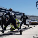 Trackhouse змінює практично весь піт-екіпаж Шейна ван Гісбергена