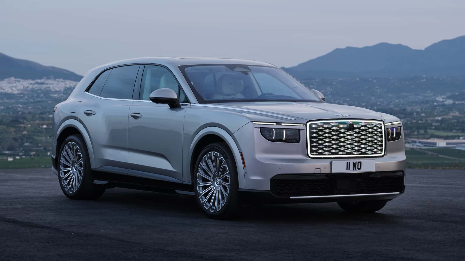 Чому перший електромобіль Bentley Torcal має всі шанси на успіх