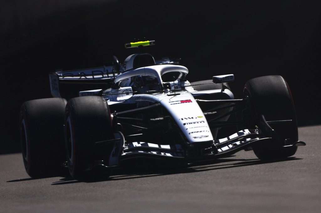 Чи був Cadillac швидшим за Williams на гонці Ф1 у Мадриді