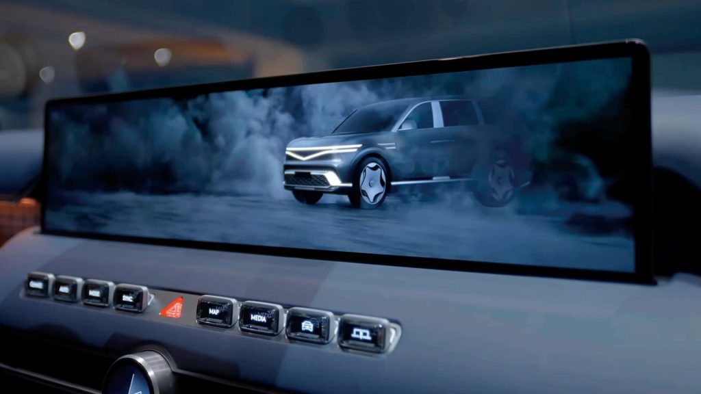 Genesis GV90 Features an Expansive Screen