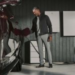 GM Offers Free EV Chargers for Owners