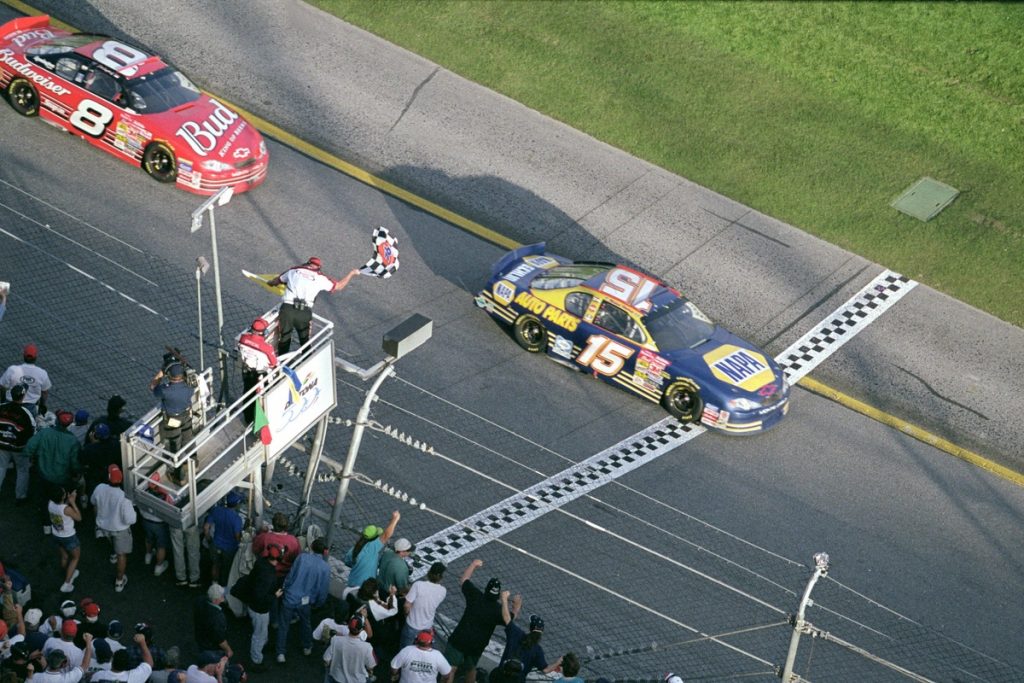 Найдовші очікування у історії NASCAR перед першим виграшем у Кубковій серії