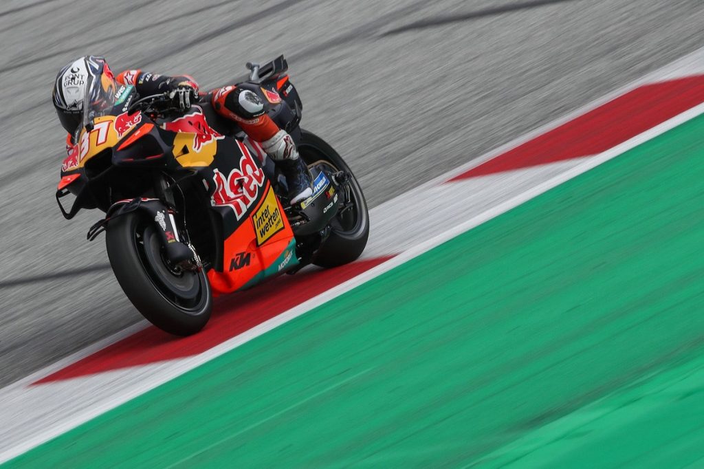 Педро Акоста лідирує у практиці Гран-прі Австрії MotoGP, KTM прагне перемоги вдома