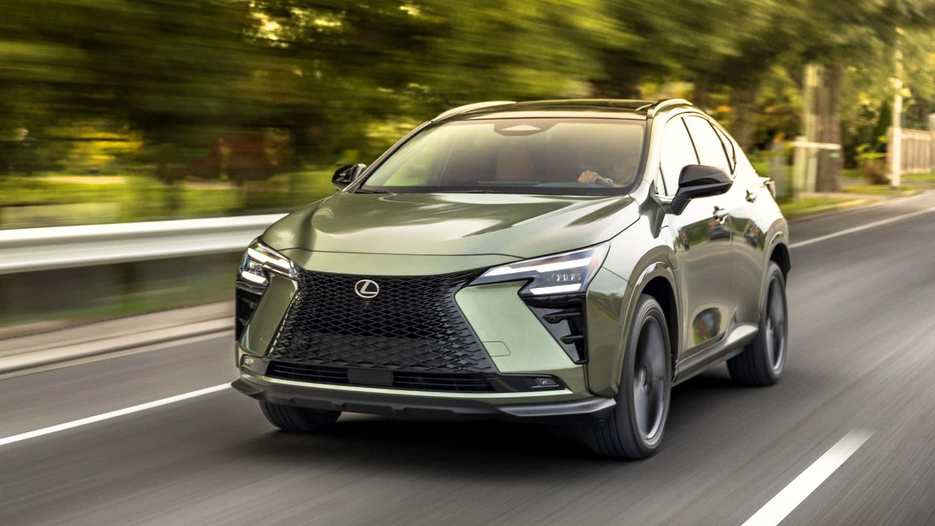 2027 Lexus NX Plug-In Hybrid: Потужніший акумулятор та швидка зарядка