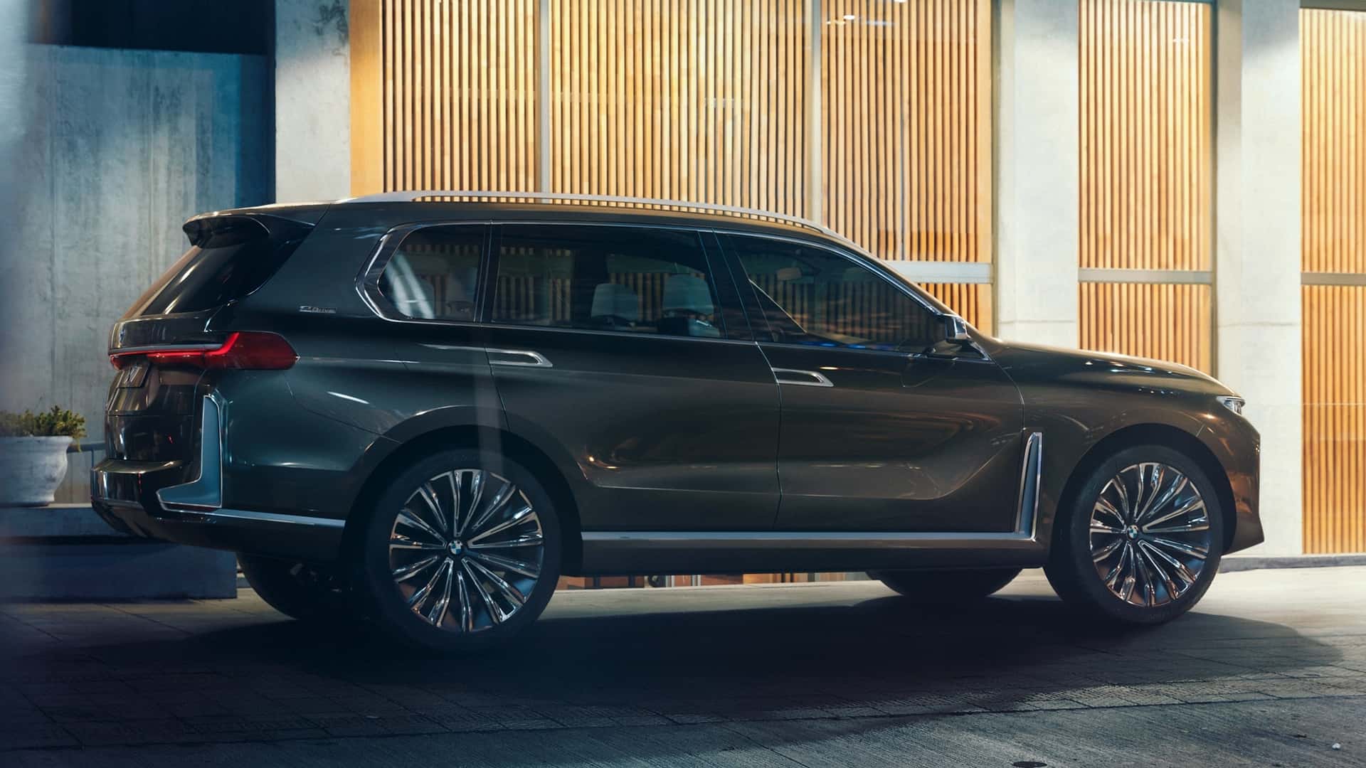 BMW скорочує модельний ряд заради випуску більшого позашляховика