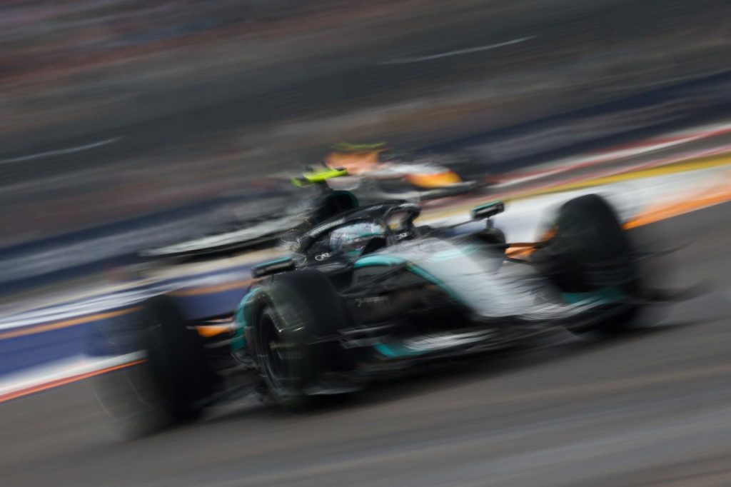 Mercedes пояснює, чому оновлення зробило їх автомобіль F1 важчим для керування