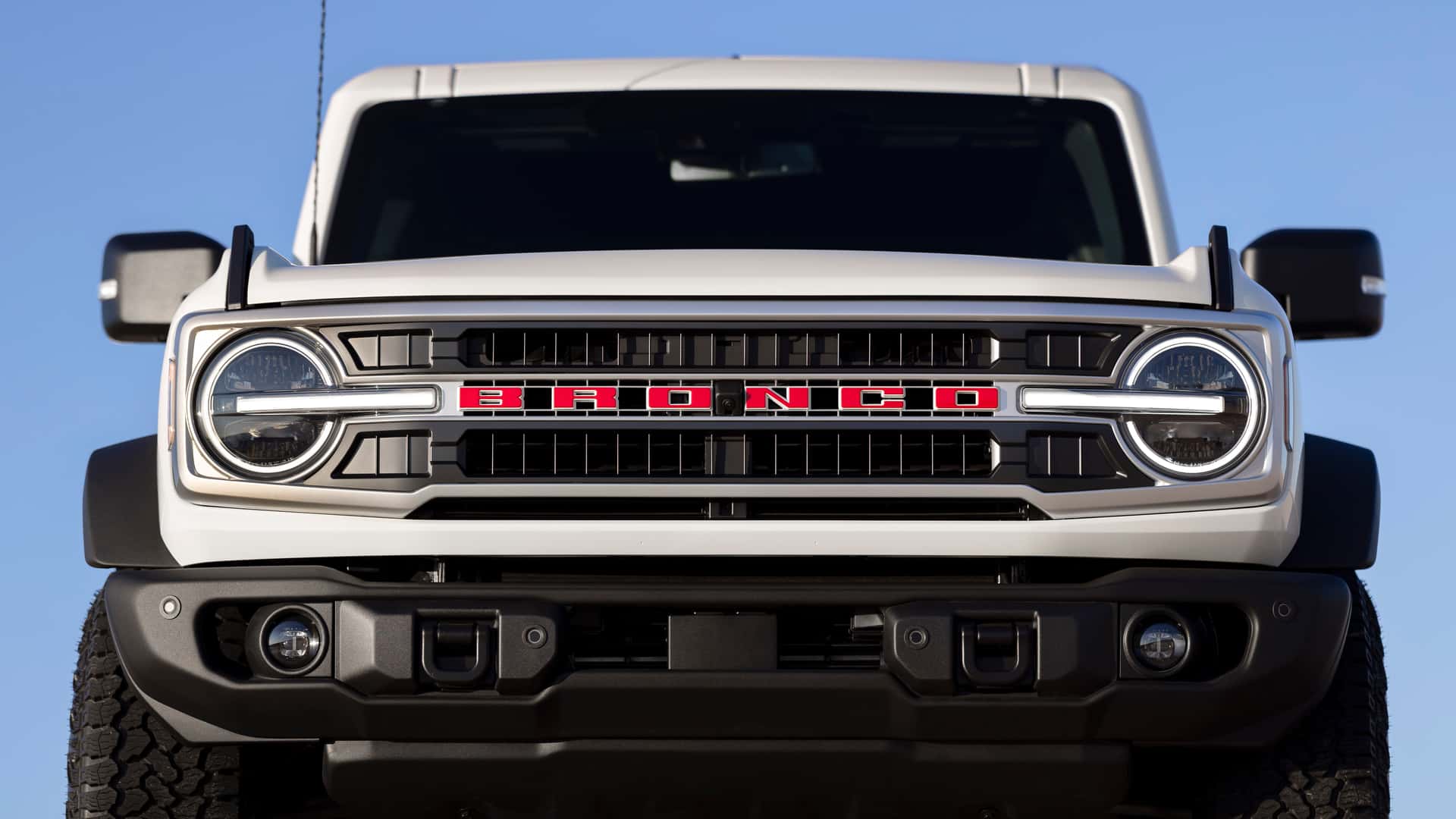 Чому Ford вважає, що обрати назву для автомобіля Ford Explorer складно